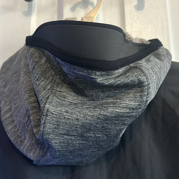 Jacket - Picture 6 of 16